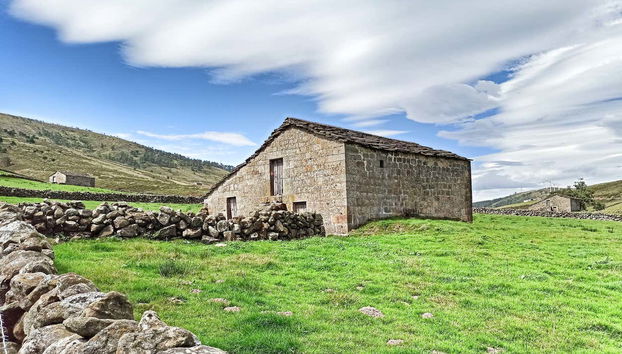 Tour in Espinosa de los Monteros - Photo 5