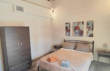 Seafront two-storey house in Kardamyla - Foto 15