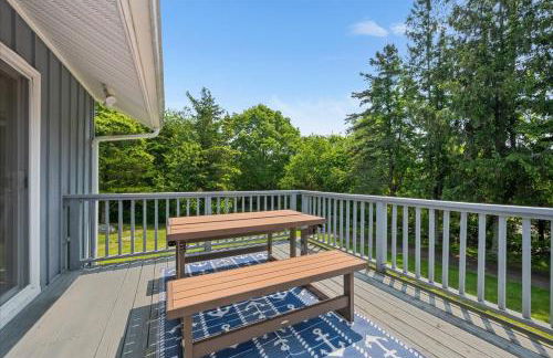 Exceptional Contemporary Retreat with 4 King Beds in Mystic CT - Foto 36