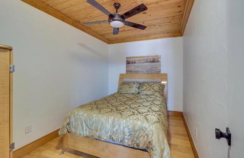 Lakefront Eufaula Escape with Dock and Private Beach! - Foto 26