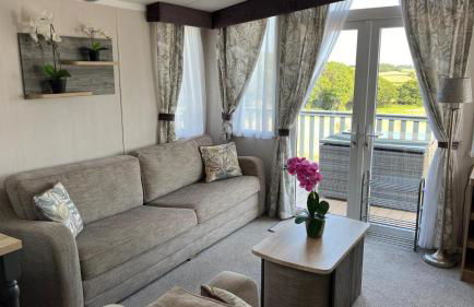 14b Medina Rise Thorness Bay Isle of Wight - Photo 7