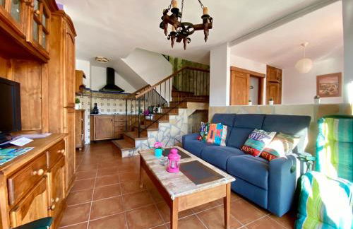 Apartamentos Axarquia , Frigiliana, terraza privada con vistas a la montaña rio y al mar - Photo 52