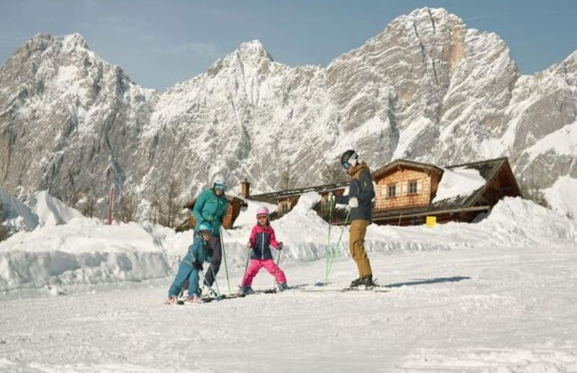 Lush Apartment With Private Sauna - Photo 20