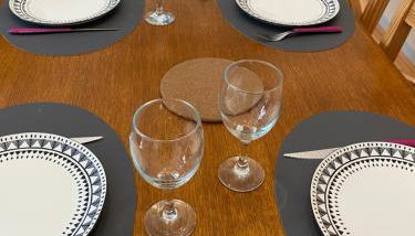 Parking privé gratuit, balcon, 2 chambres - Foto 2