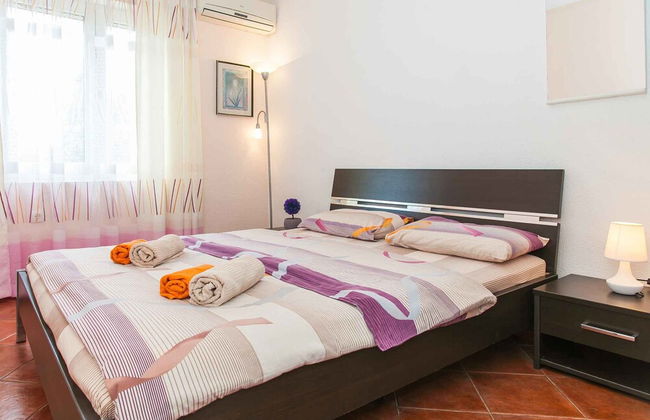 Maki Apartments - Photo 12