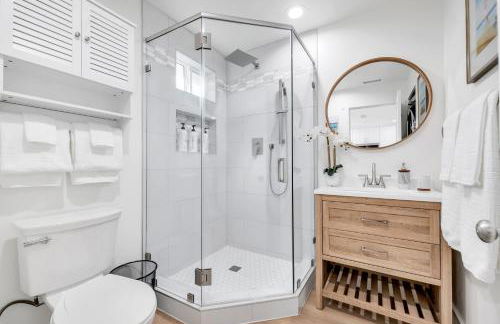 Cozy Cottage, Brand New, fully Private, walk to Everything - Foto 24