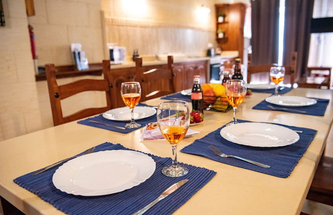 Ta Lucija 2 Bedroom Villa With Private Pool - Foto 26