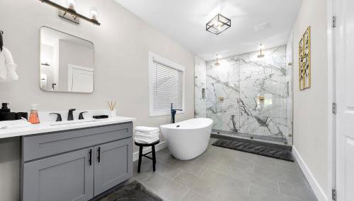 New Luxury Family Friendly Home Centrally Located - Foto 5