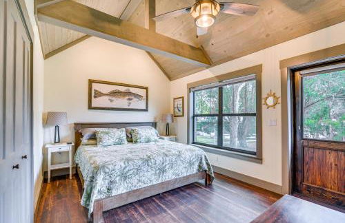 Riverfront Fishers Paradise in Florida with Dock! - Foto 12