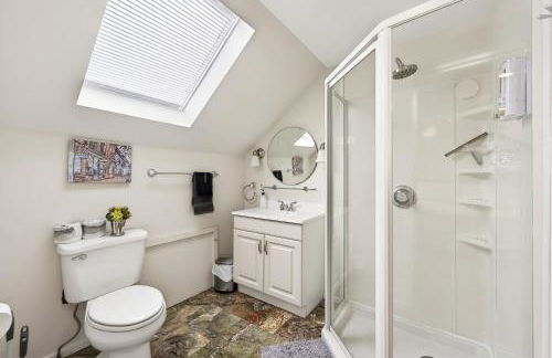 Upper Apt 5 Min to Holiday Valley 2 King Beds - Foto 10