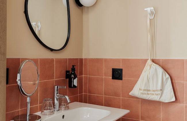 Hôtel Arago - Entrée autonome, réception en ligne - Encore Mieux - Foto 18