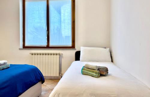 Airport House 2' from MXP, 15' public shuttle free self-check-in - Foto 19