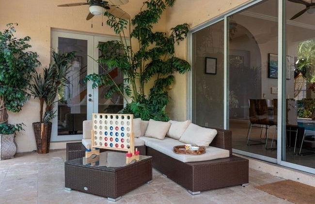 Plantation Acres Mansion 7 Bedroom Villa by RedAwning - Foto 64