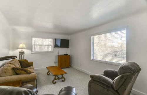 2 Mi to Snake River Quaint Farmhouse with Patio! - Foto 6