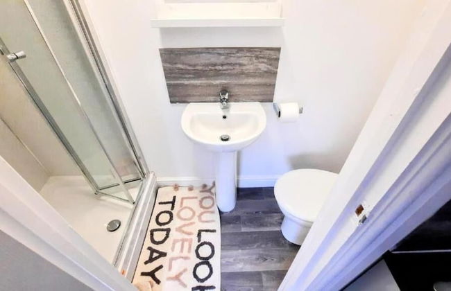 Stay Sleep Rest-Burford Road - Photo 43