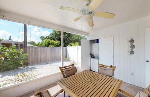 Blue Wave Villa East - Photo 18