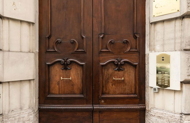 Elegant Salandra Suite - Photo 23