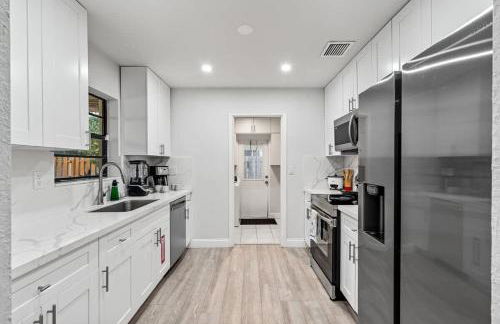 Tropical Getaway - Heated Pool & Patio Retreat - Foto 19