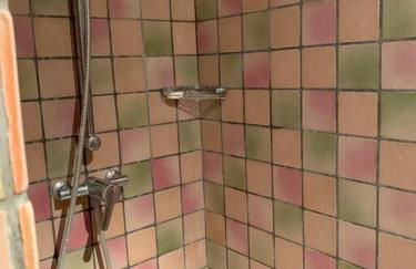 Studio en rez-de-jardin arboré avec accès piscine et clim - Foto 20