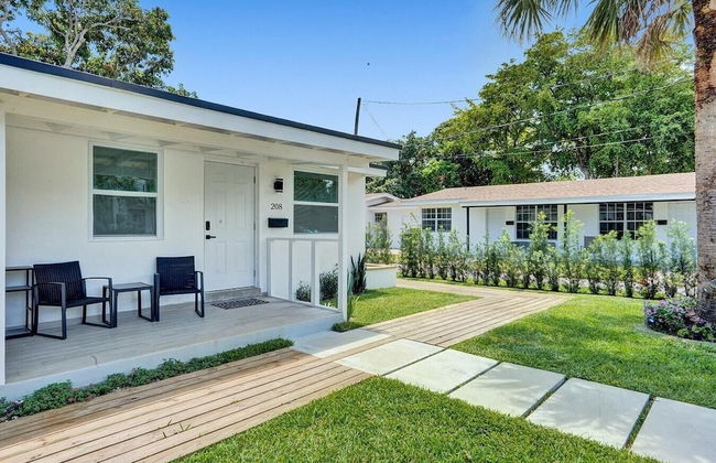 Modern Hallandale Apt w/ Backyard Near Beach - Foto 32