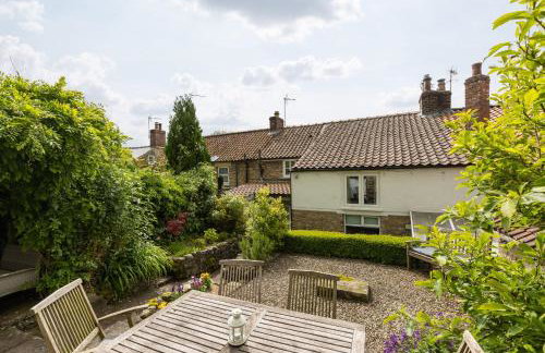 Moorside Cottage - Beautiful North Yorkshire Stone Cottage - Photo 32