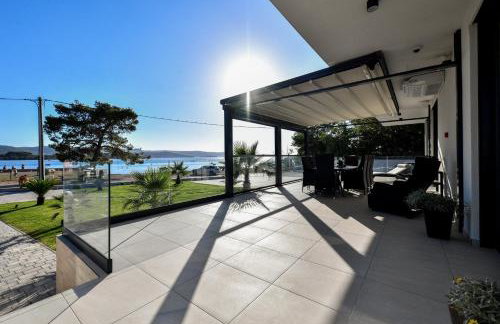 CROWONDER Apartments & Rooms OAZA with heated Swimming Pool and Sauna - Photo 9