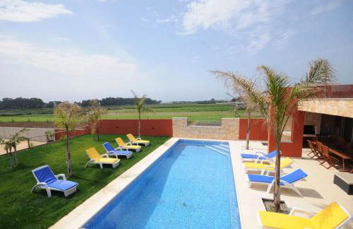 Superb Esposende Villa 5 Bedrooms Villa Agobar Tennis Court - Foto 11