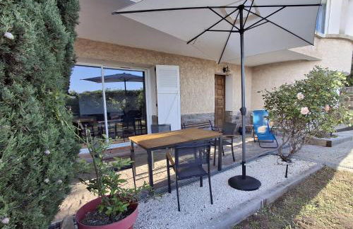 Appt 83m2 rez de jardin dans villa parc privé balcon vue mer - Foto 18