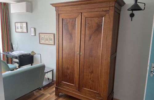 Appartement mignon calme douillet ascenseur clim étage élevé proche parking et toutes commodités au coeur du Toulon historique - Photo 19