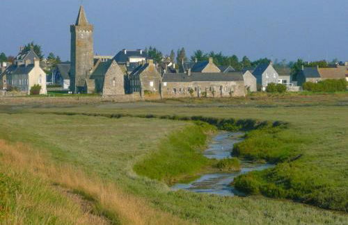 Holiday Home in Portbail Near Sandy Beach - Foto 36