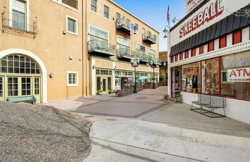 The Owl's Nest @ Manitou: Mtn Views on Main Street - Foto 10