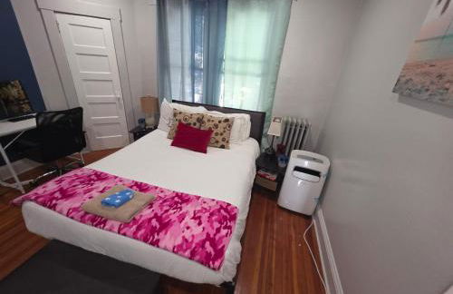 downtown and secluded - Foto 26