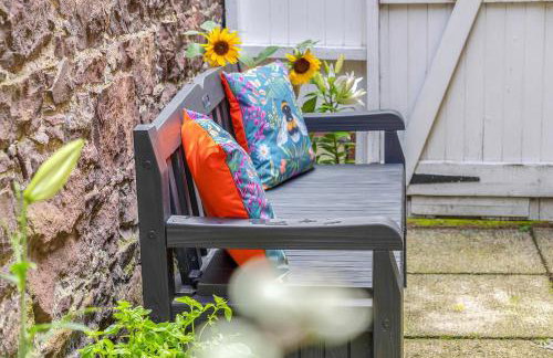 Beeswing, a Victorian Gem in Biggar - Photo 43