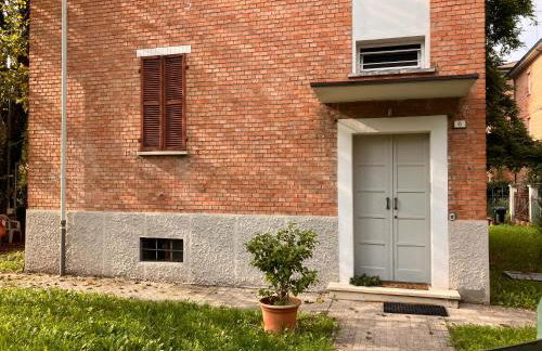 ROSSENA HOME tranquillo appartamento, con giardino, vicino al centro ed all'Ospedale Santa Maria Nuova SMN - Foto 25