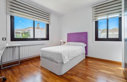 La Mediterranea Village - Photo 4