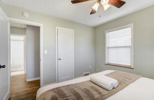 Charming 2BR Retreat - Pet Friendly! - Foto 20