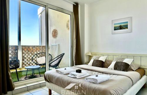 Vue Mer et Piscine, avec Balcon - 1 min de la plage - Photo 8