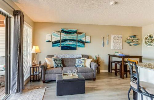Pool Access and Lake View Osage Beach Condo! - Foto 7