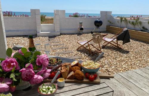 Driftwood Beach House - Photo 10