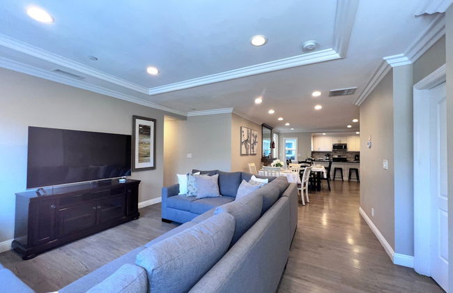 Stunning 8 bedroom 6 bathroom Pool Home - Foto 17