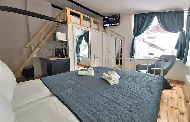 92 Residence - Photo 70