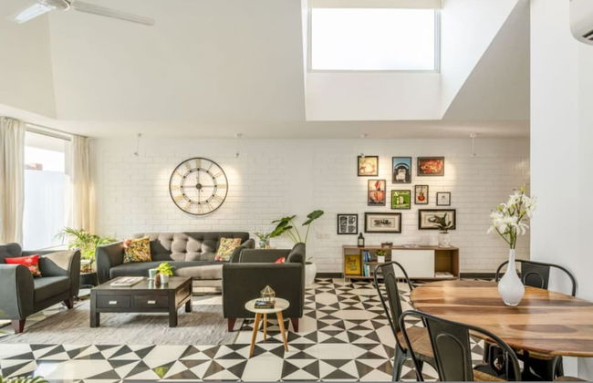 El Arbol by Hireavilla-2br w Rooftop Pool in Nerul - Photo 1