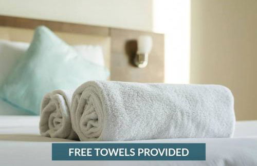 Oceanside Cottage -3BDR 2BA-Walk to Beach! - Foto 49