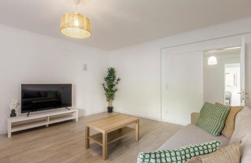 3BR Comfort & Convenience apt in central Massamá - Photo 9