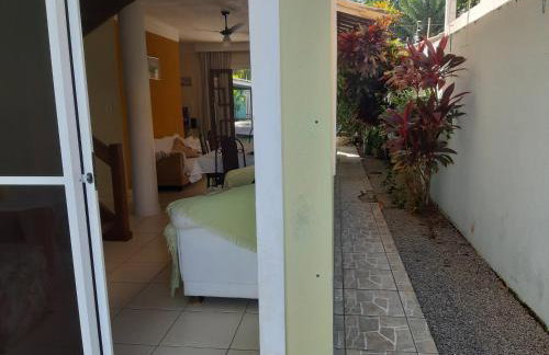 Casa em Buraquinho - Foto 7