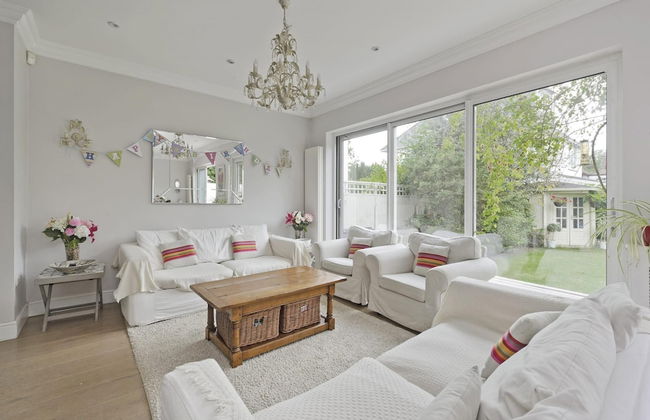 Spacious 7 Bedroom Family Home Barnes - Foto 11