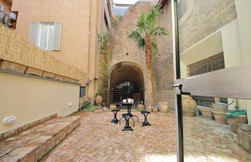 Pantheon Apartment with private terrace - Photo 54