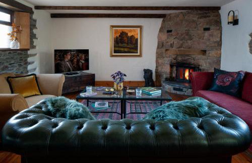 The Old Coach House - Converted barn with private garden parking and fireplace - Foto 7