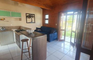 Linda casa com piscina 50m praia - Foto 28