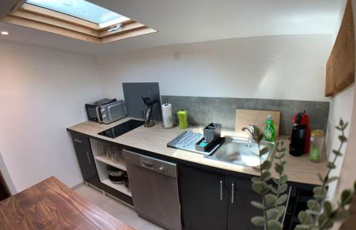 Appartement 65m2 à Callian, 2 Chambres, Parking Gratuit, Proche Lac et Cannes - Foto 8